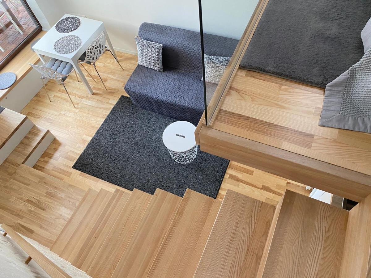 Jolie Apartments Каунас Экстерьер фото