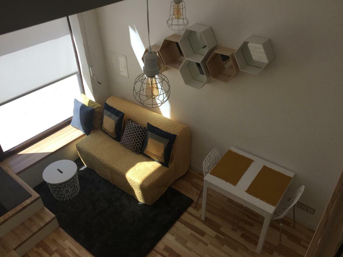 Jolie Apartments Каунас Экстерьер фото